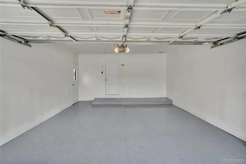13612 Canterbury Drive Sterling Heights City MI 48312