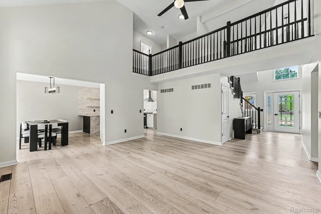 22273 Brywood Court Clinton Charter Township MI 48036