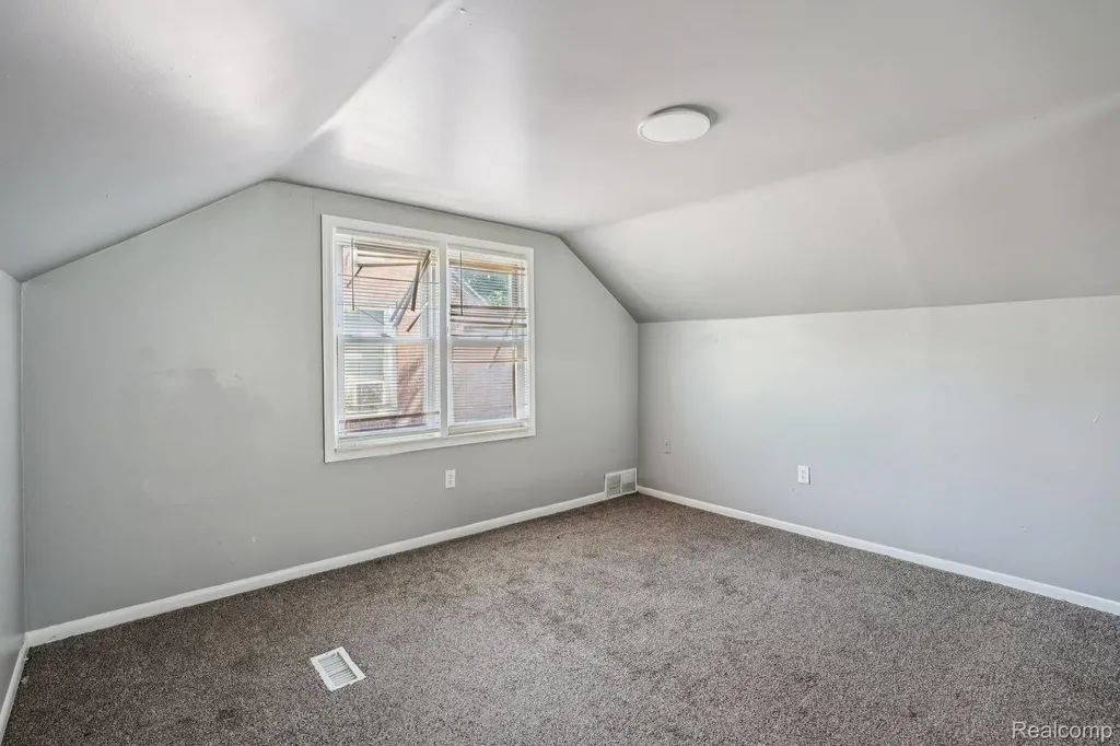 6526 Heyden Street Detroit City MI 48228