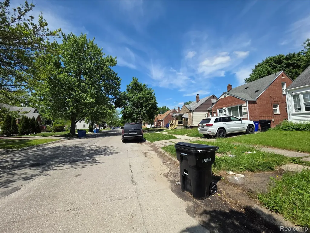 6526 Heyden Street Detroit City MI 48228