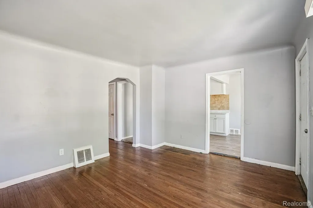 6526 Heyden Street Detroit City MI 48228