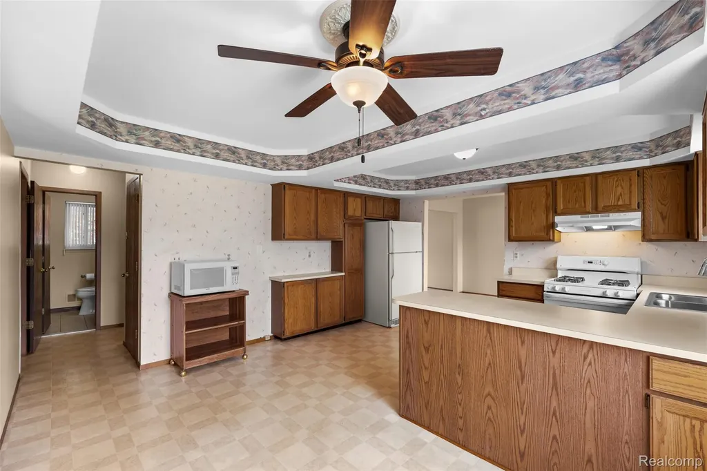 4210 Wingate Drive Sterling Heights City MI 48310