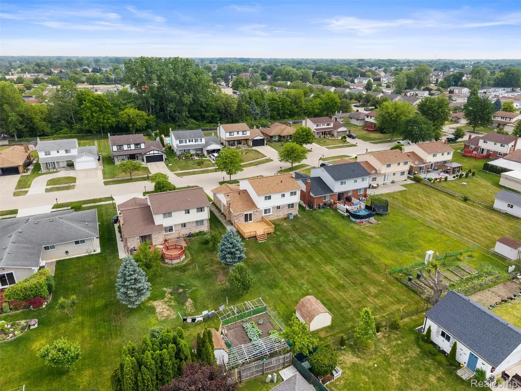 4210 Wingate Drive Sterling Heights City MI 48310