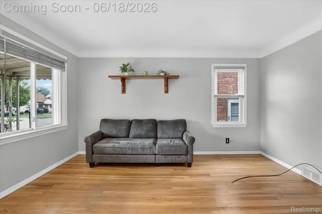 15861 Anne Avenue Allen Park City MI 48101
