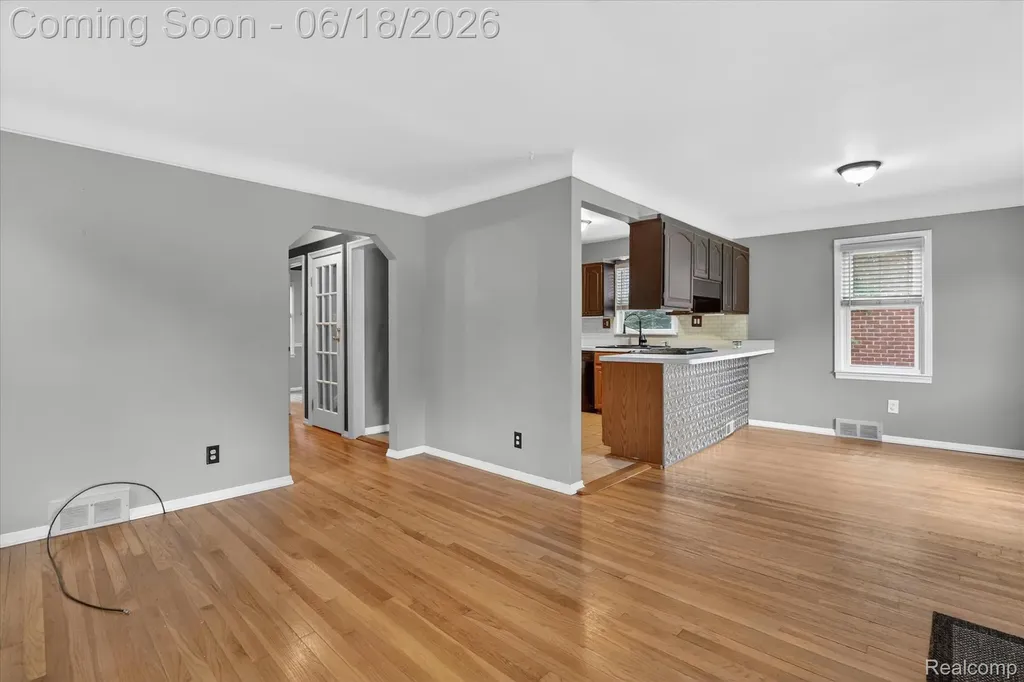15861 Anne Avenue Allen Park City MI 48101