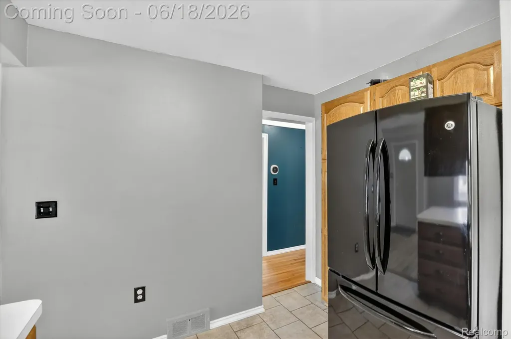 15861 Anne Avenue Allen Park City MI 48101