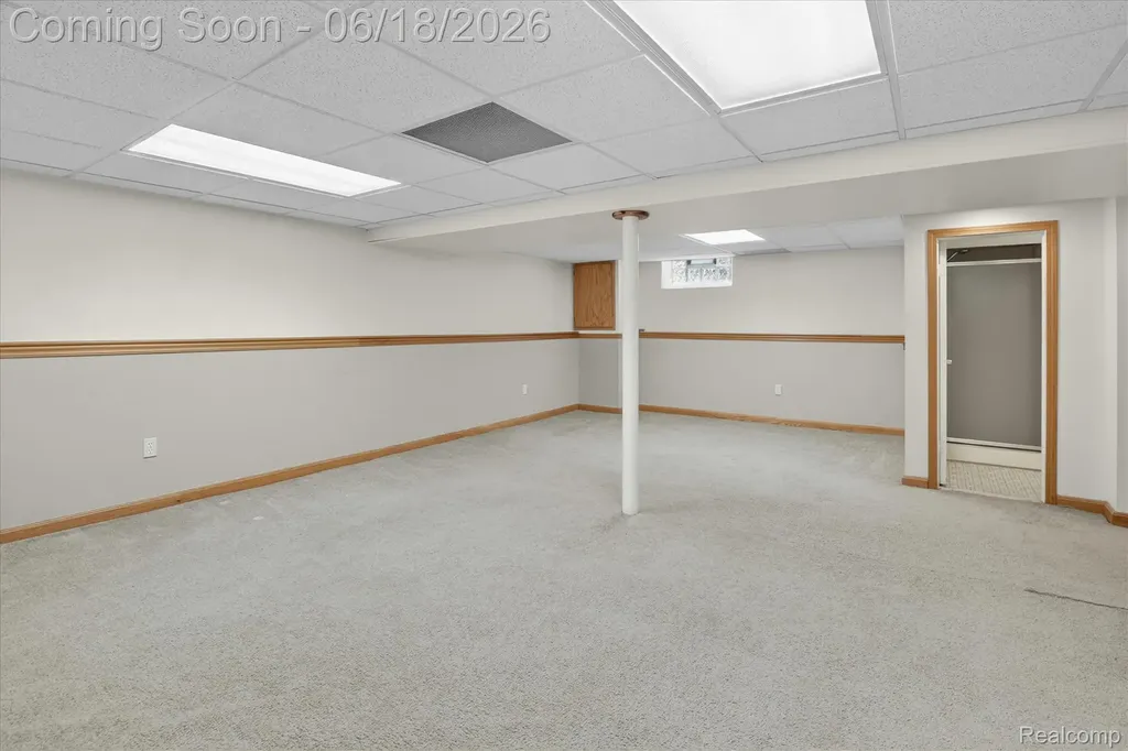 15861 Anne Avenue Allen Park City MI 48101