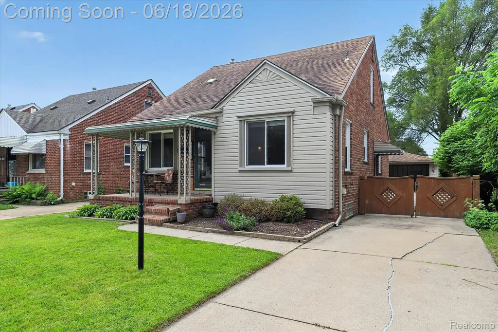 15861 Anne Avenue Allen Park City MI 48101