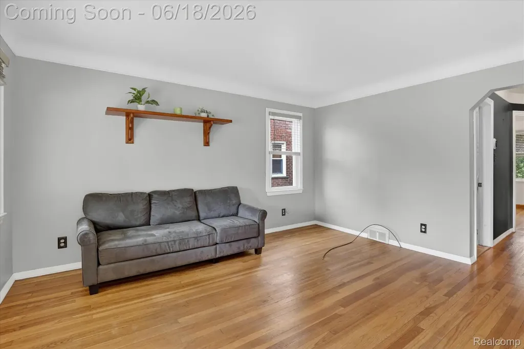15861 Anne Avenue Allen Park City MI 48101