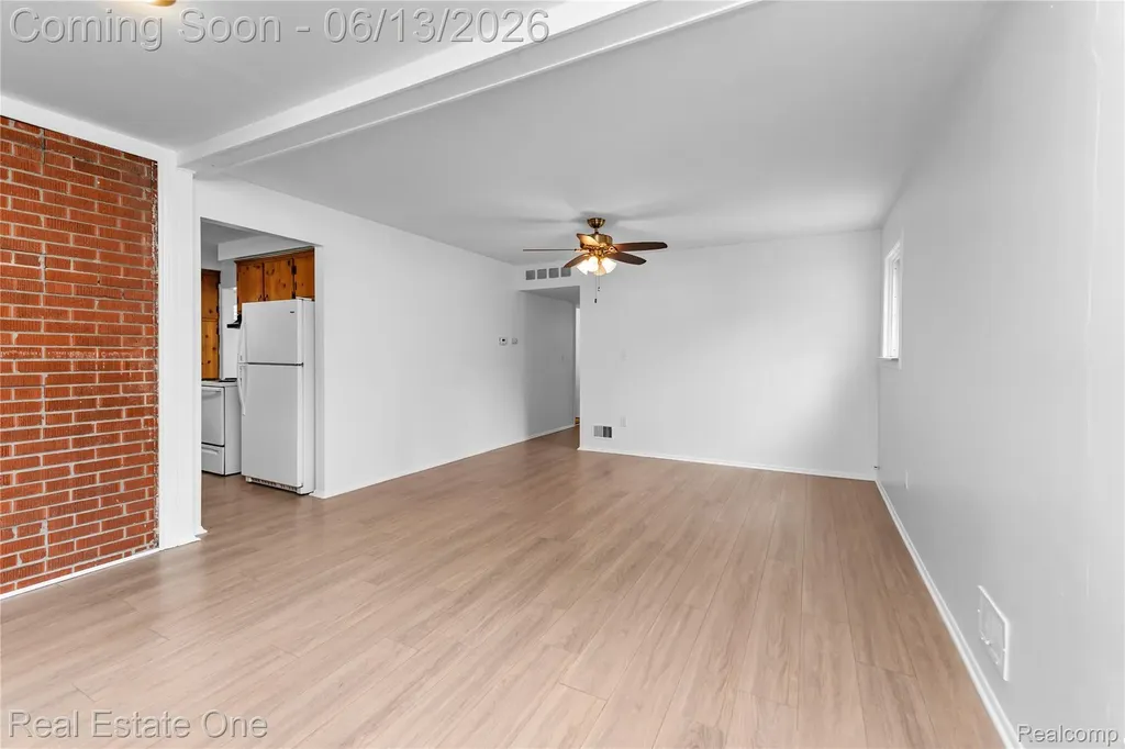 4718 Roosevelt Boulevard Dearborn Heights City MI 48125