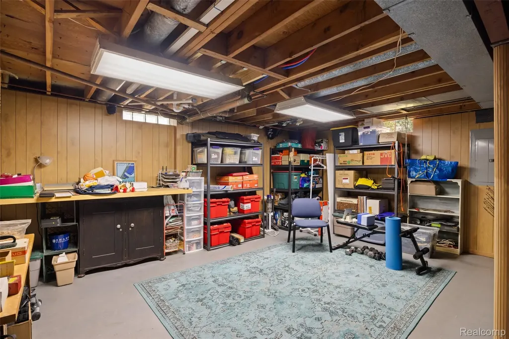 44134 Harmony Lane Van Buren Charter Township MI 48111