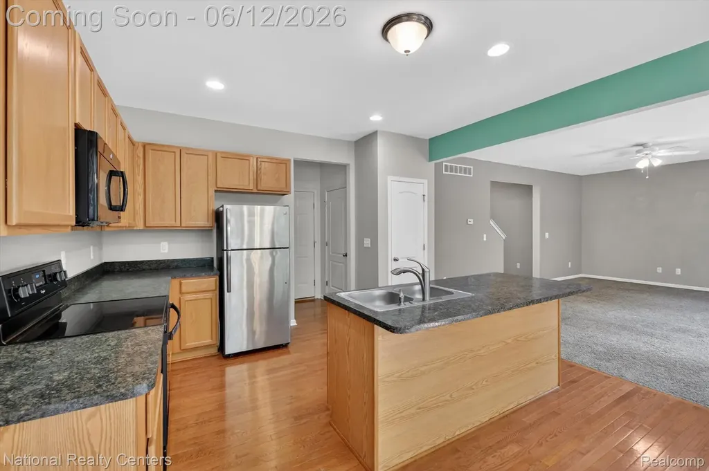 59697 Twin Pines Drive Lyon Charter Township MI 48165
