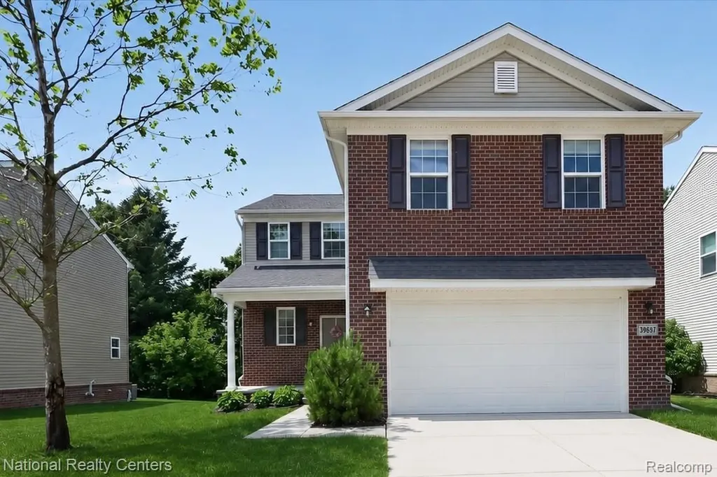 59697 Twin Pines Drive Lyon Charter Township MI 48165