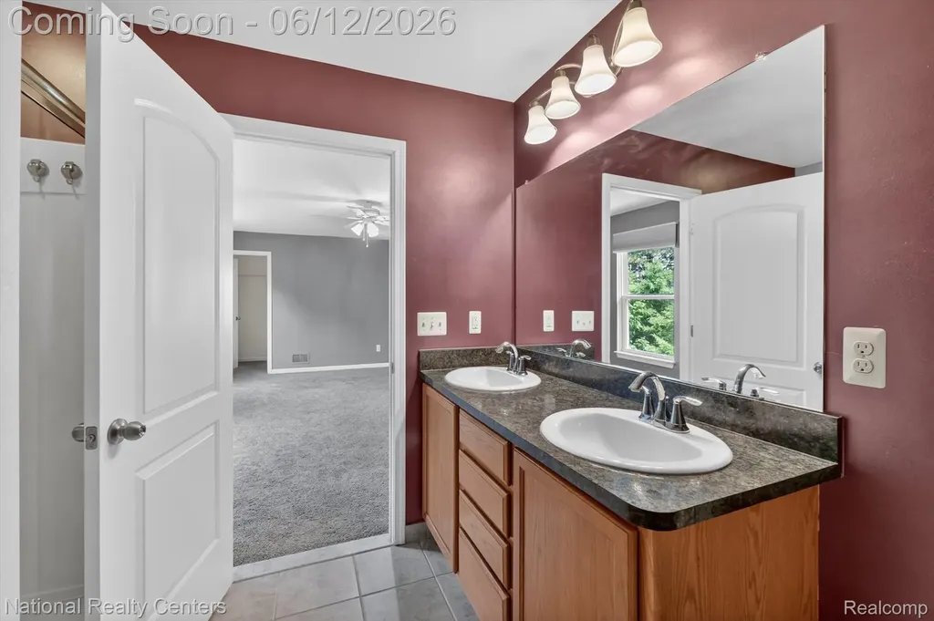59697 Twin Pines Drive Lyon Charter Township MI 48165