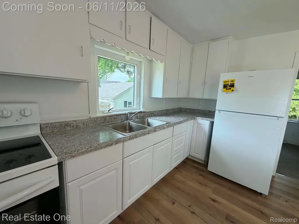 3585 Marcus Street Deckerville Village MI 48427