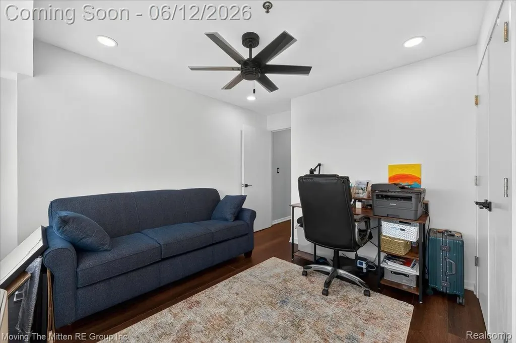 1001 W Jefferson Avenue Detroit City MI 48226