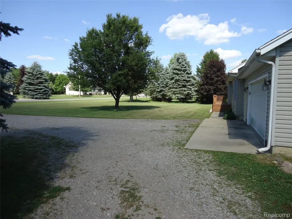 2933 Ashley Drive Madison Charter Township MI 49221