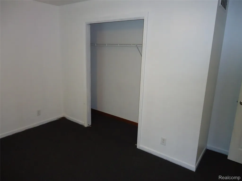 2933 Ashley Drive Madison Charter Township MI 49221