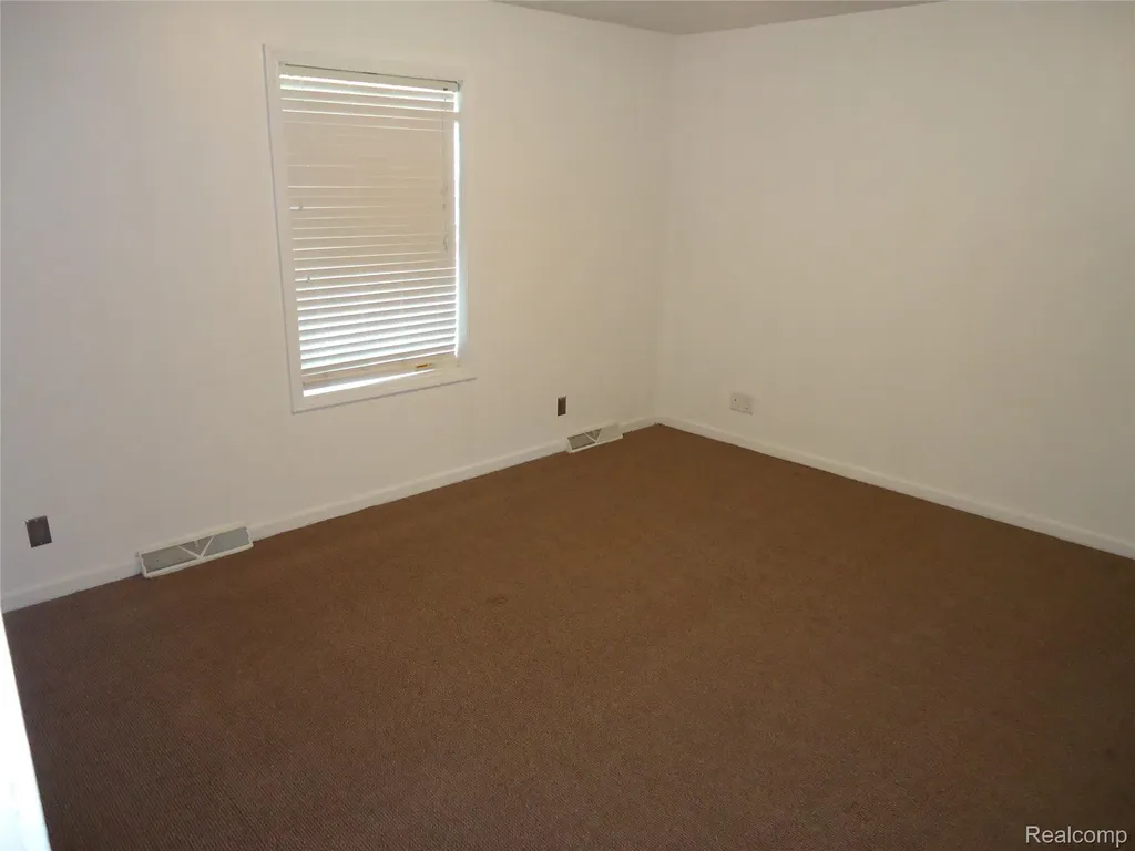 2933 Ashley Drive Madison Charter Township MI 49221
