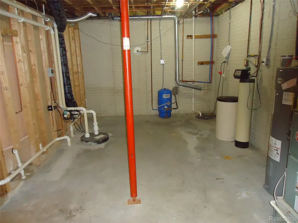 2933 Ashley Drive Madison Charter Township MI 49221