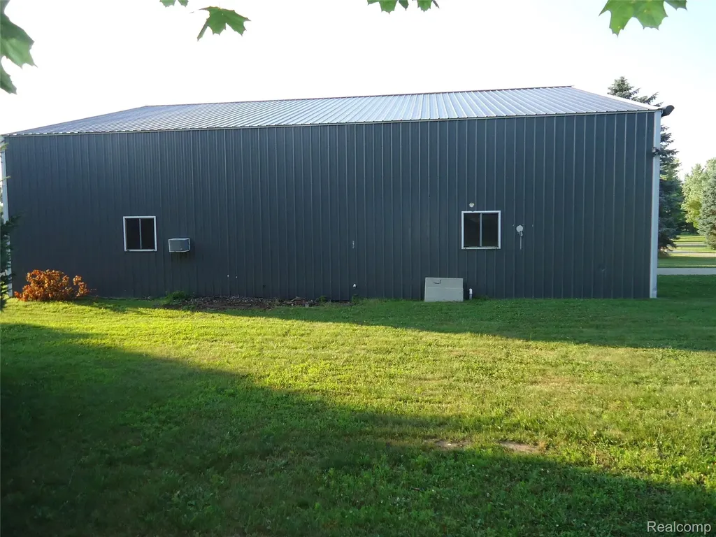 2933 Ashley Drive Madison Charter Township MI 49221