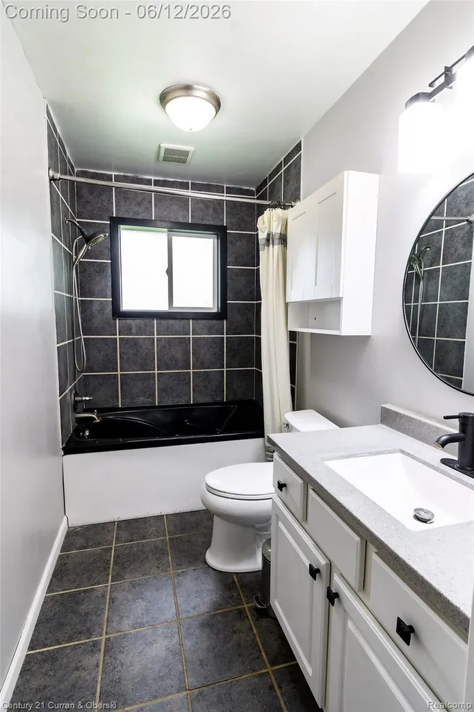 5260 Rives Junction Road Blackman Charter Township MI 49201