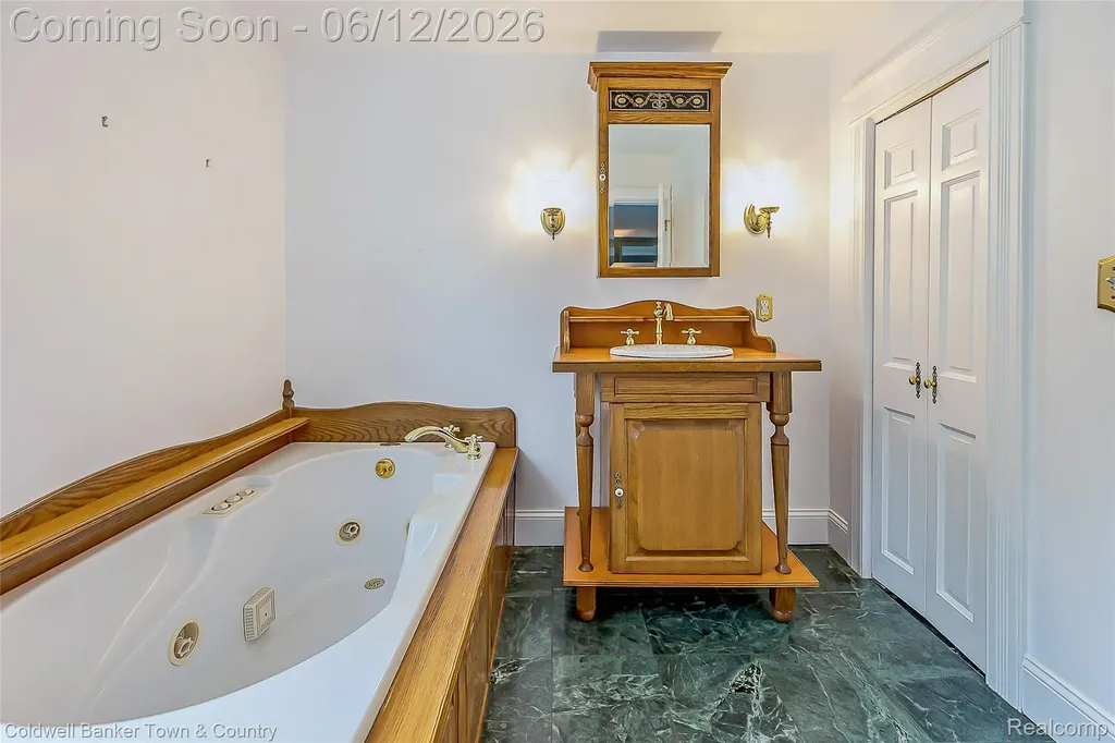 10196 Faussett Road Tyrone Township MI 48430