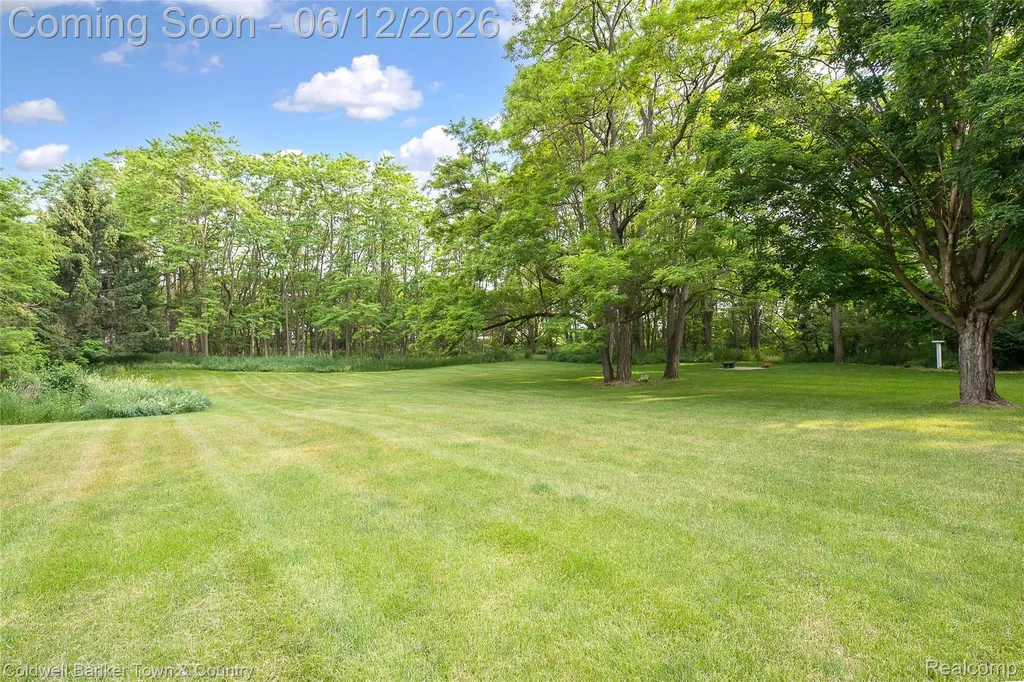 10196 Faussett Road Tyrone Township MI 48430