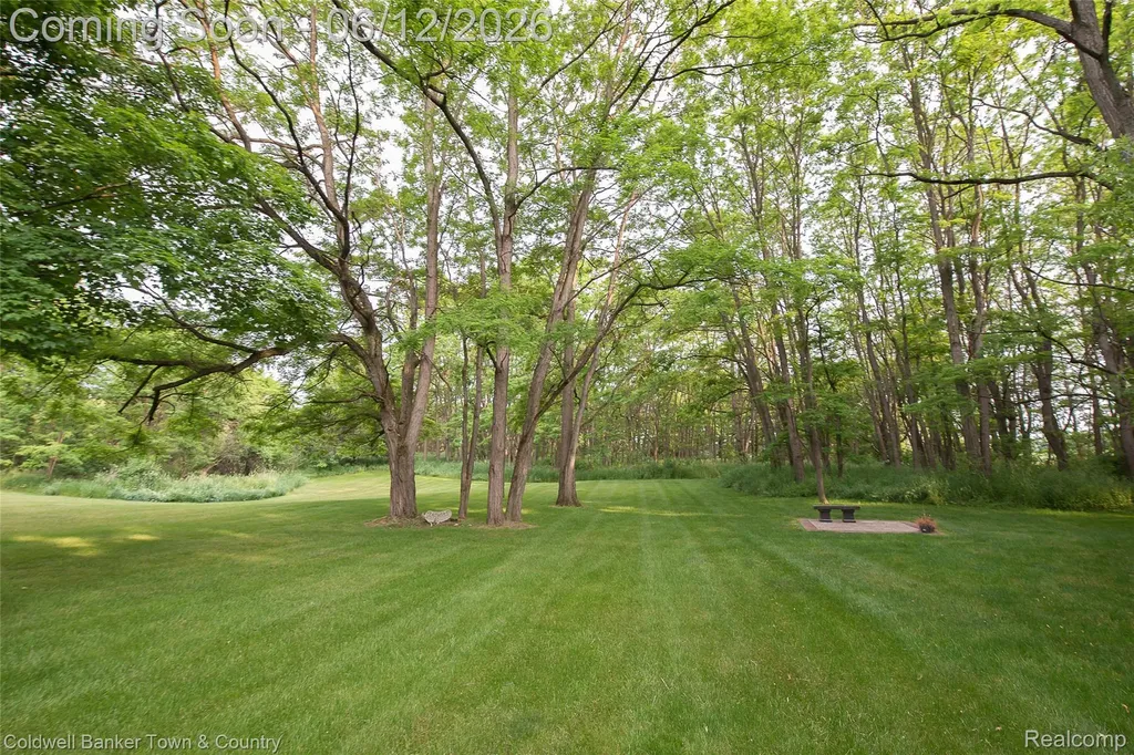 10196 Faussett Road Tyrone Township MI 48430