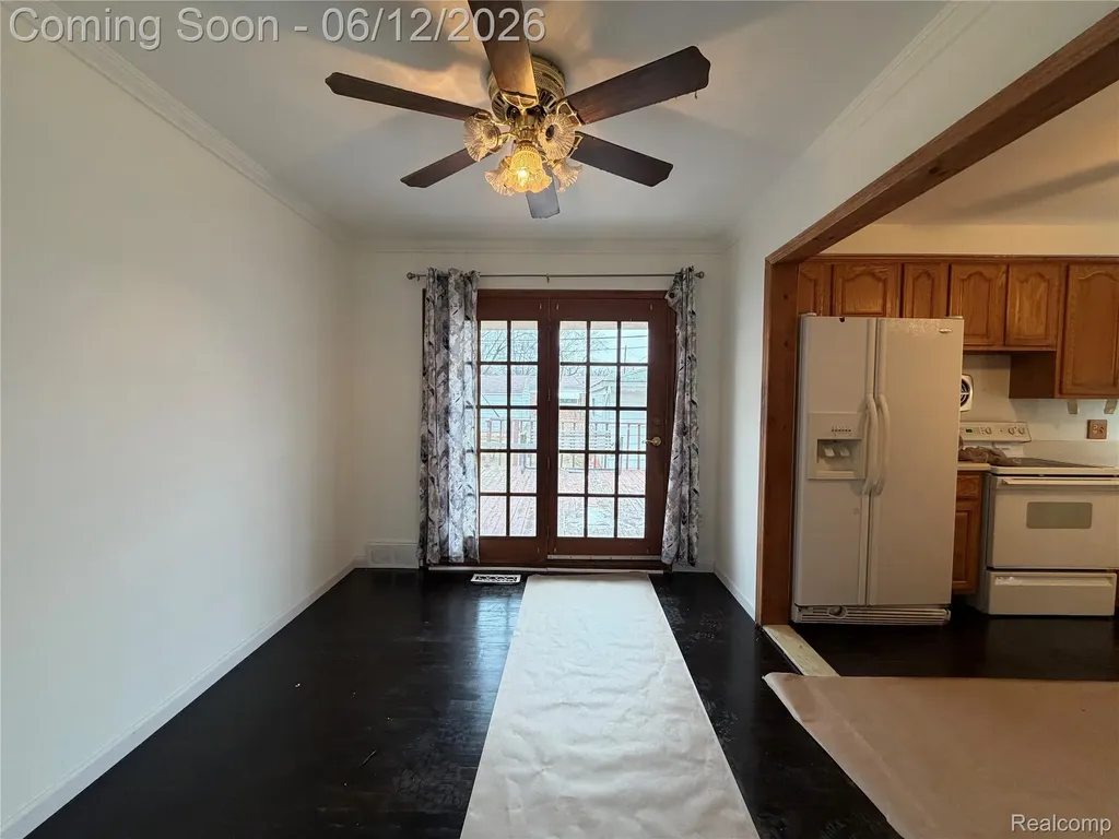 3409 Jarvis Avenue Warren City MI 48091