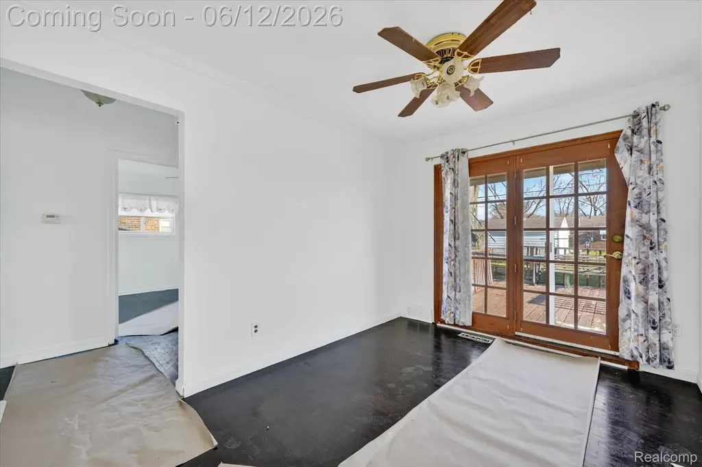 3409 Jarvis Avenue Warren City MI 48091