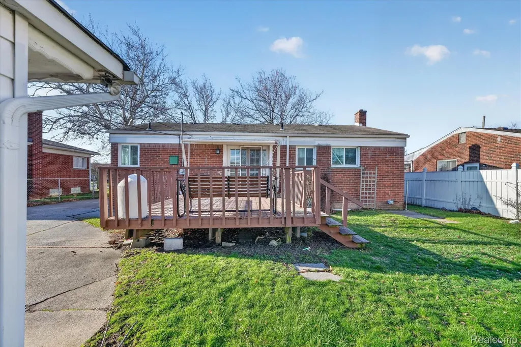 3409 Jarvis Avenue Warren City MI 48091