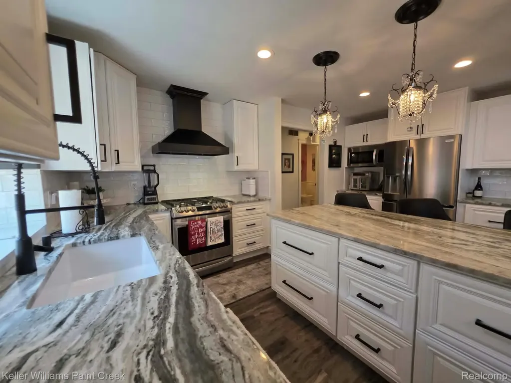 54390 Ashley Lauren Drive Macomb Township MI 48042