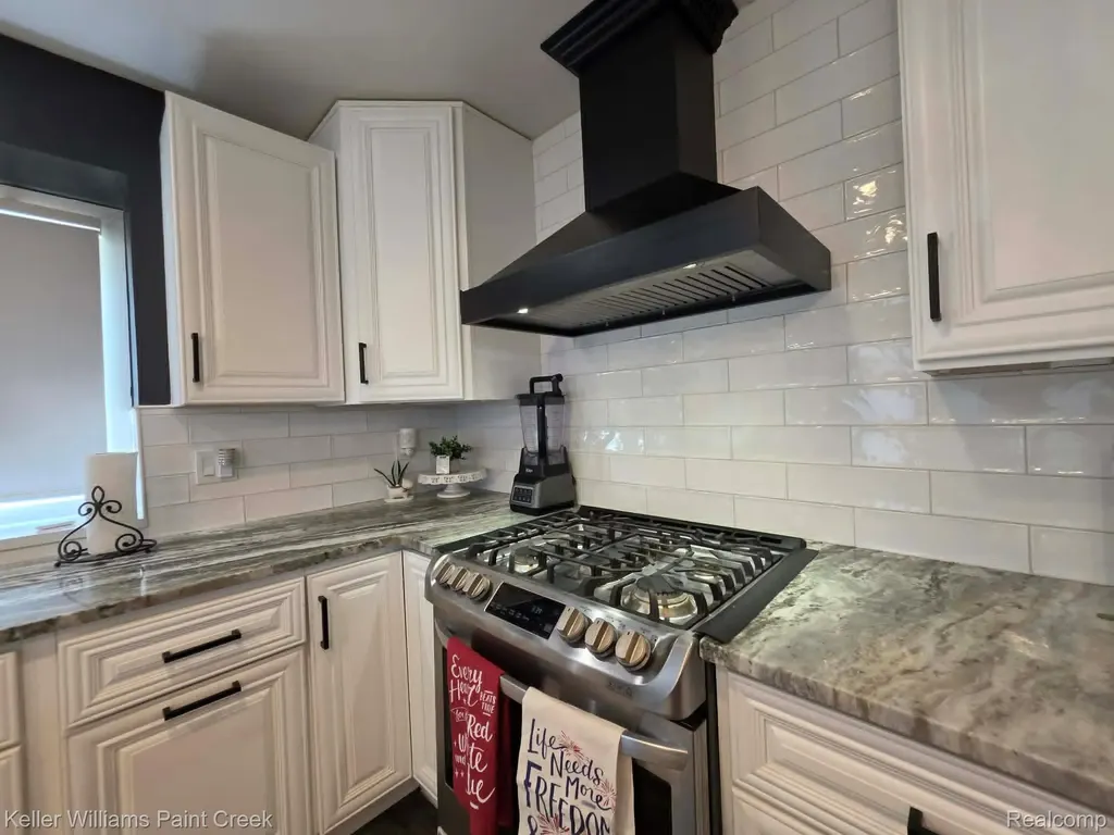 54390 Ashley Lauren Drive Macomb Township MI 48042
