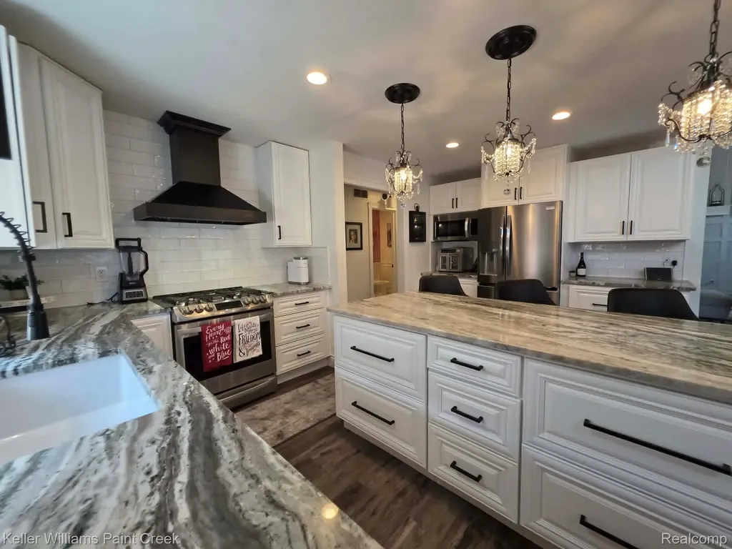 54390 Ashley Lauren Drive Macomb Township MI 48042