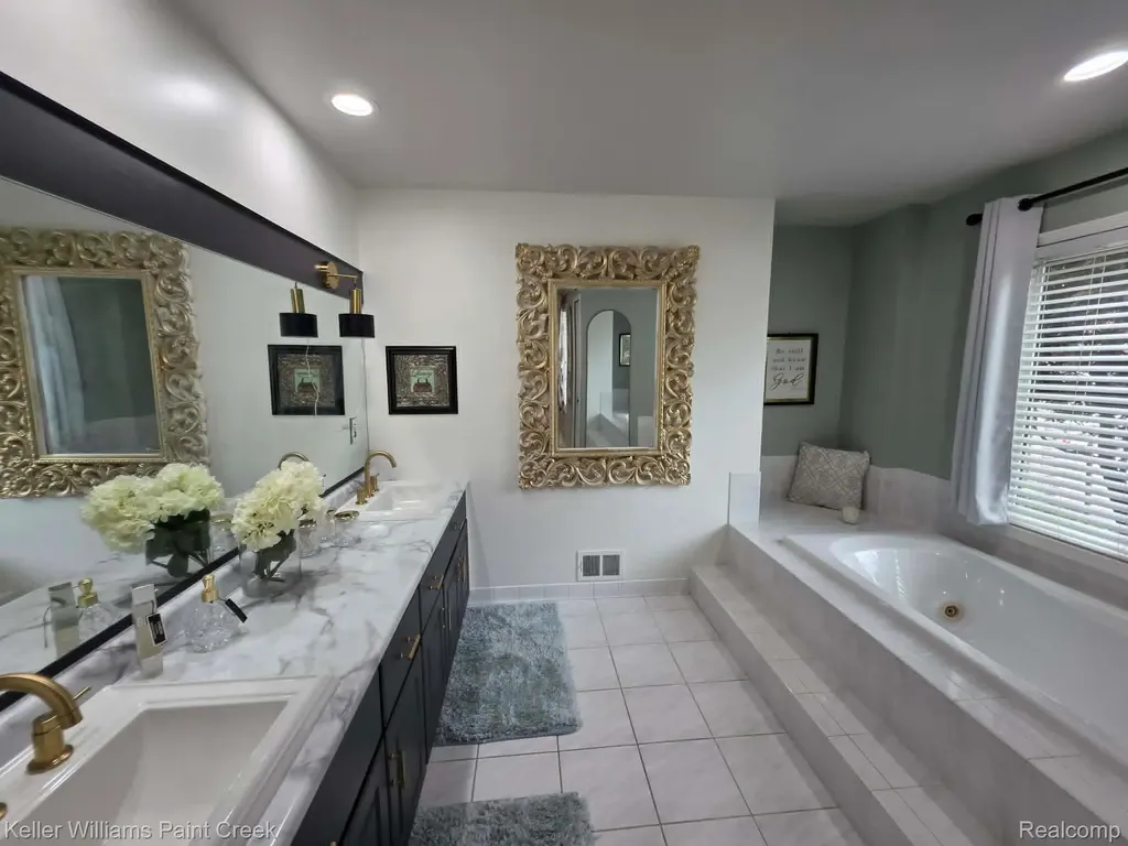 54390 Ashley Lauren Drive Macomb Township MI 48042