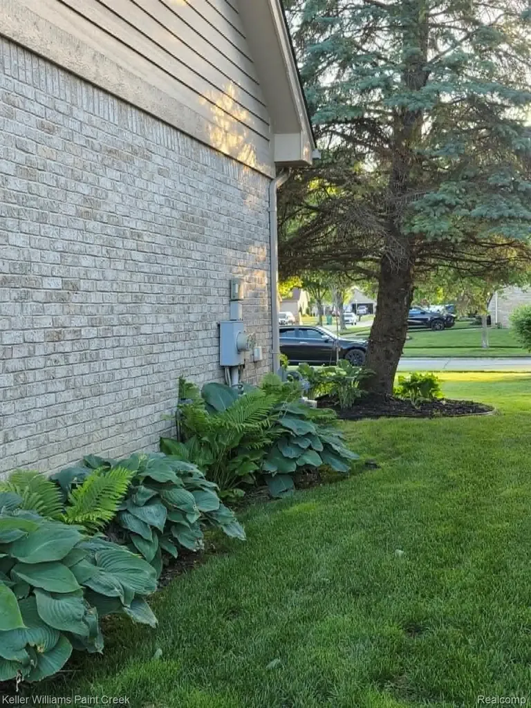 54390 Ashley Lauren Drive Macomb Township MI 48042