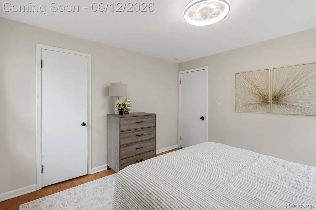 26809 Hollywood Street Roseville City MI 48066