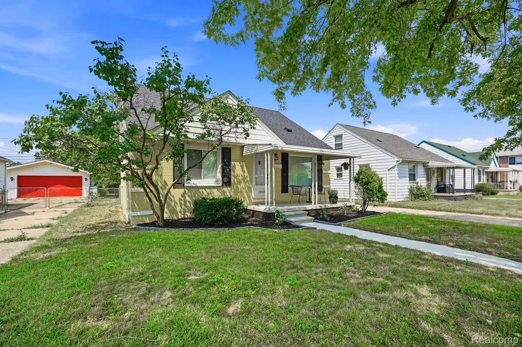 26809 Hollywood Street Roseville City MI 48066