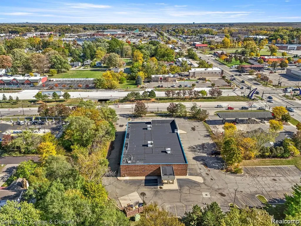 14686 Telegraph Road Taylor City MI 48180