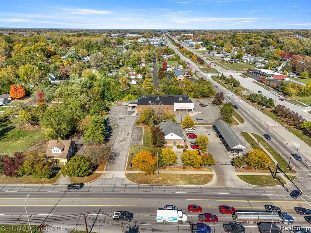 14686 Telegraph Road Taylor City MI 48180