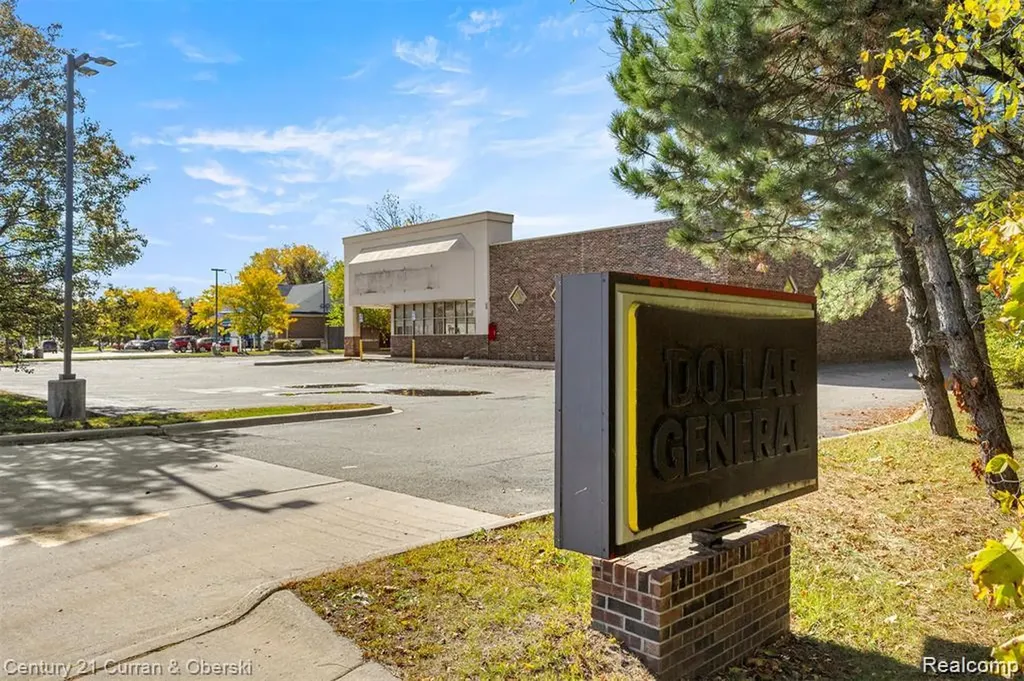 14686 Telegraph Road Taylor City MI 48180