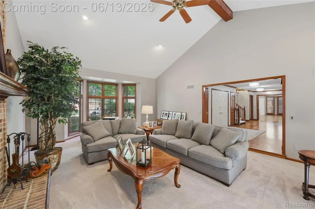 55380 Theo Drive Shelby Charter Township MI 48315
