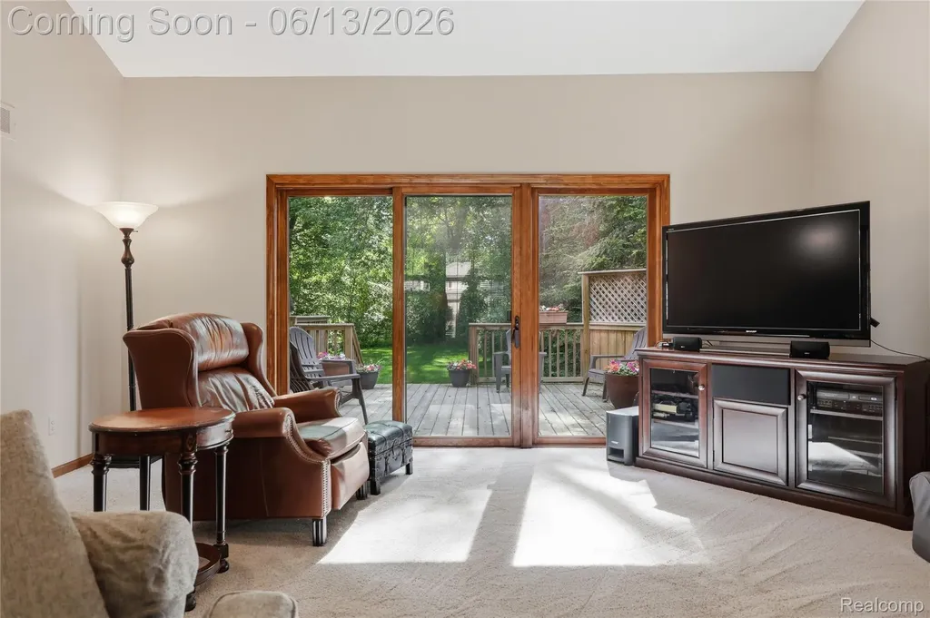 55380 Theo Drive Shelby Charter Township MI 48315