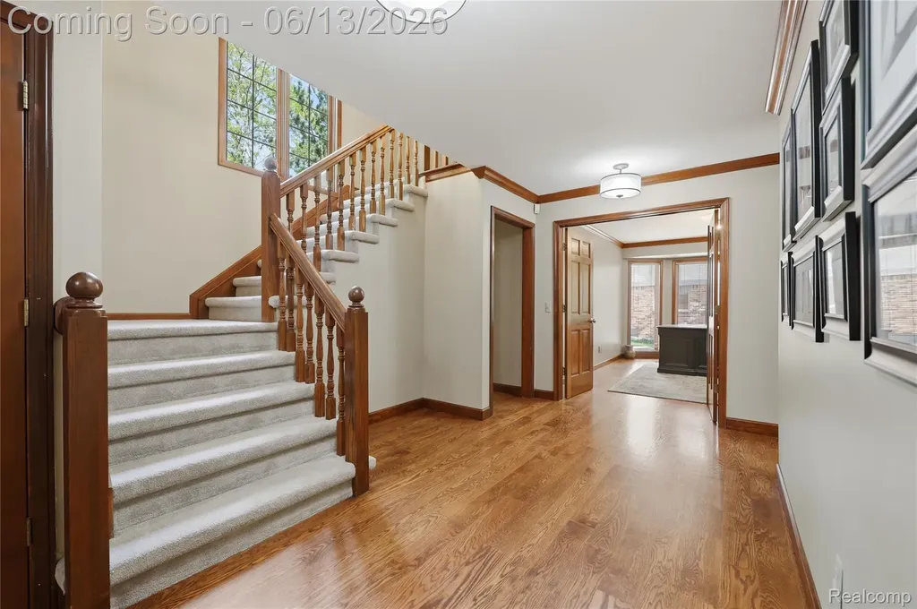 55380 Theo Drive Shelby Charter Township MI 48315