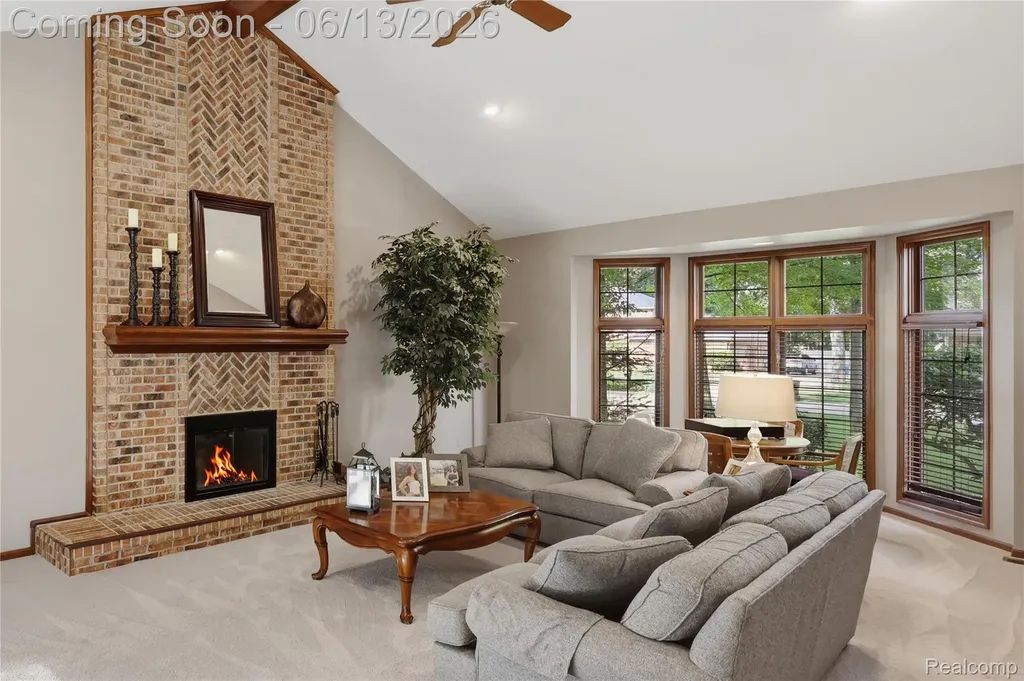 55380 Theo Drive Shelby Charter Township MI 48315