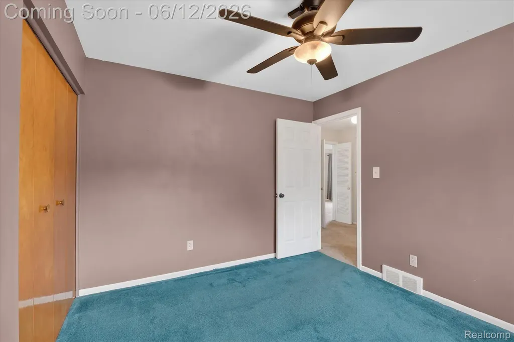 1616 Connie Avenue Madison Heights City MI 48071