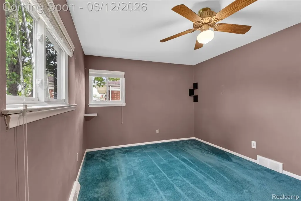 1616 Connie Avenue Madison Heights City MI 48071