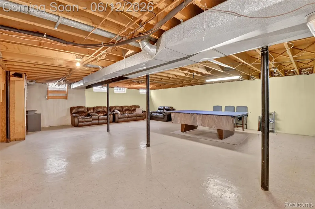 1616 Connie Avenue Madison Heights City MI 48071