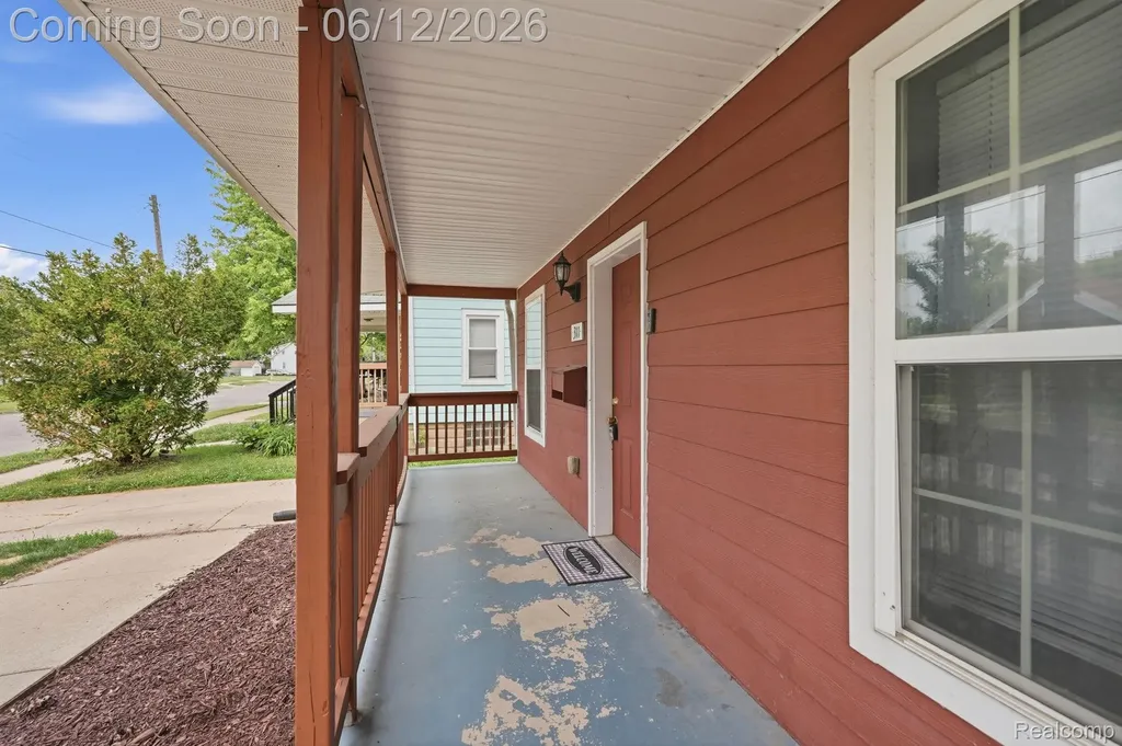 311 Ferry Avenue Pontiac City MI 48341